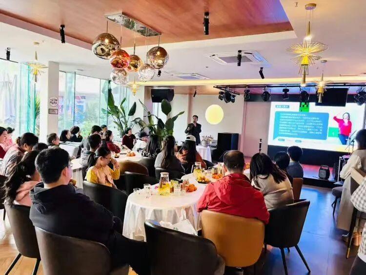 天府邻里创业沙龙成功举办，共探社区营造下的创业新路径