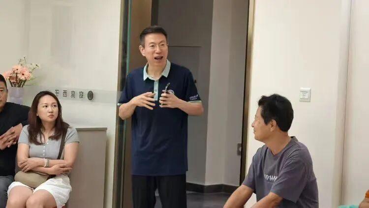 群策群力助跨界新店：天府邻里第125期沙龙40余人共商“美丽事业”